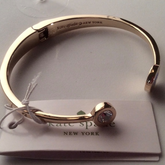 NWT ! Kate Spade Spot the Spade Bangle Bracelet - Picture 3 of 7